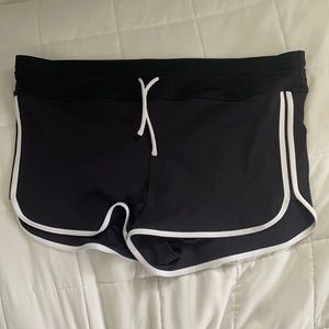 Women’s Athleta swim shorts size Large